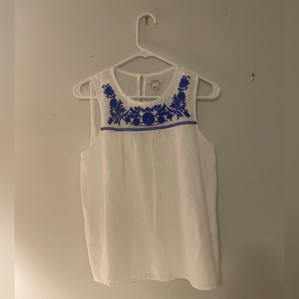 JCREW cute embroidered blouse 💙🤍